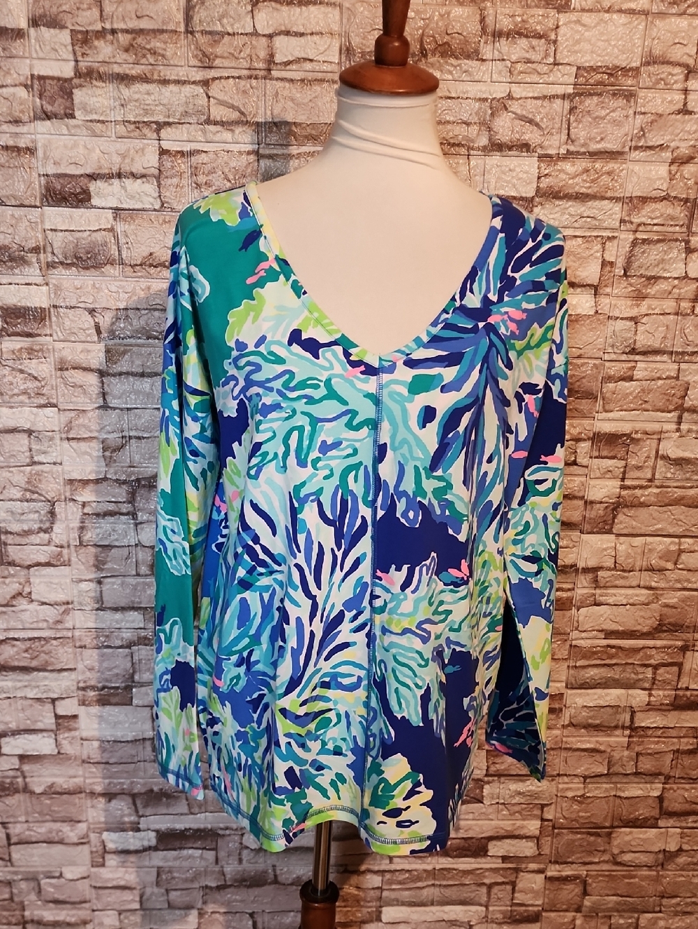 Lilly Pulitzer Vibrant Blue & Teal Printed V-Neck Blouse